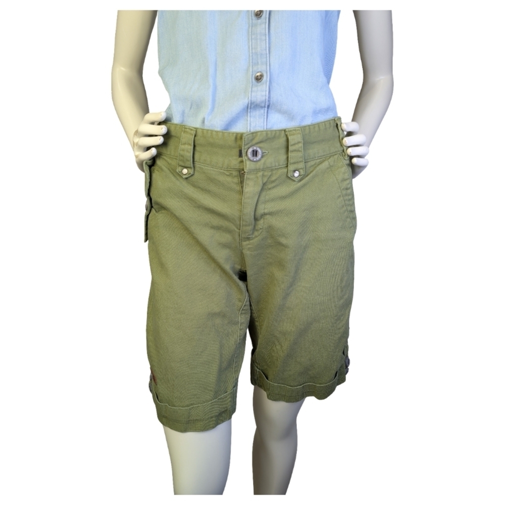 Sombrio Olive Green Utility Bermuda Shorts Mid Rise Size M Gorpcore Outdoor